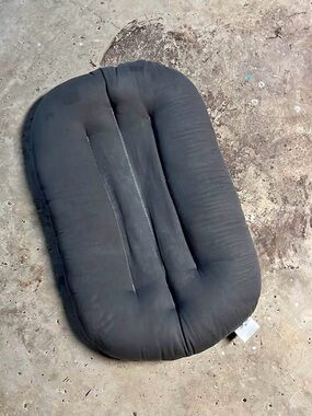 Snuggle Me Organic Black Infant Lounger